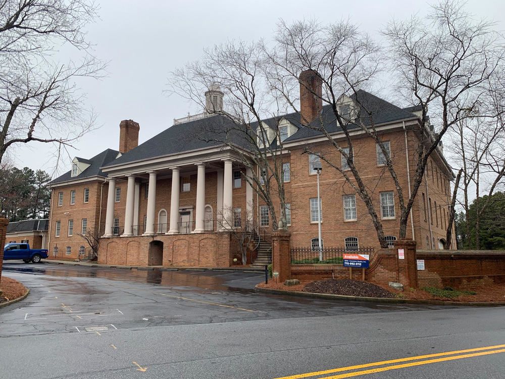 PRIME OFFICE SPACE FOR LEASE-MARIETTA, GA: 1900 Leland Dr SE, Marietta, GA 30067